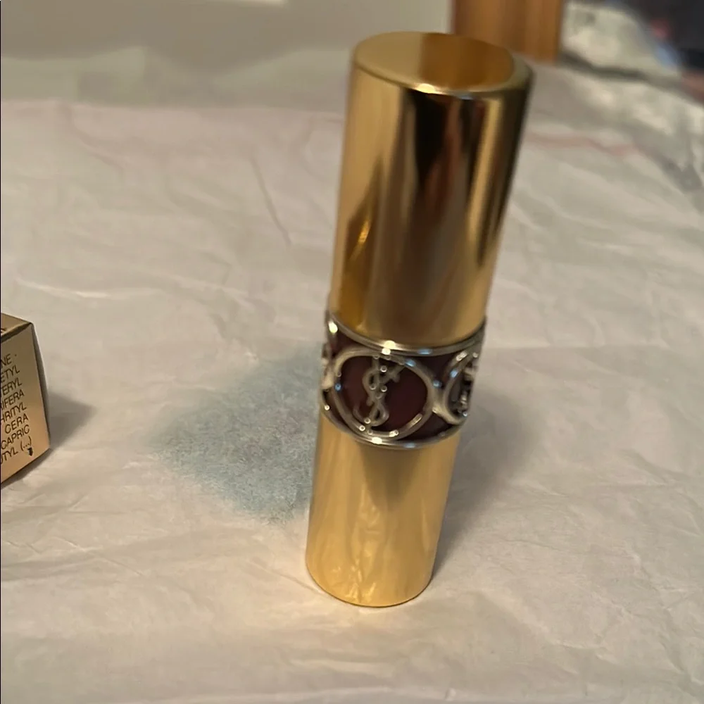 Yves Saint Laurent nib full